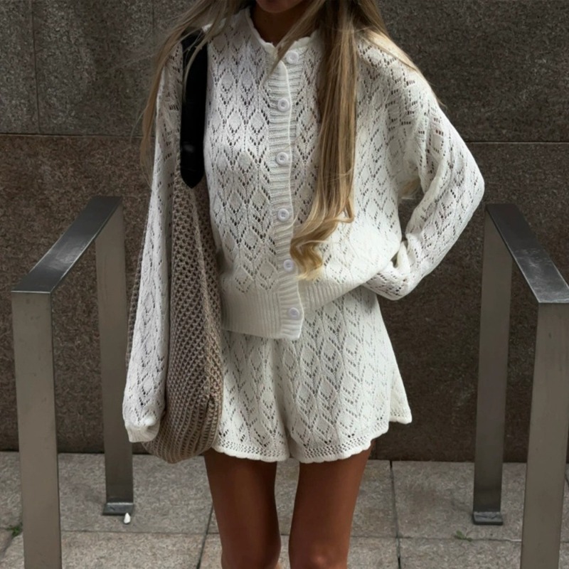 Tuularose White Knit Shorts 2- – обзор и цена Mens Fashion Jumpers